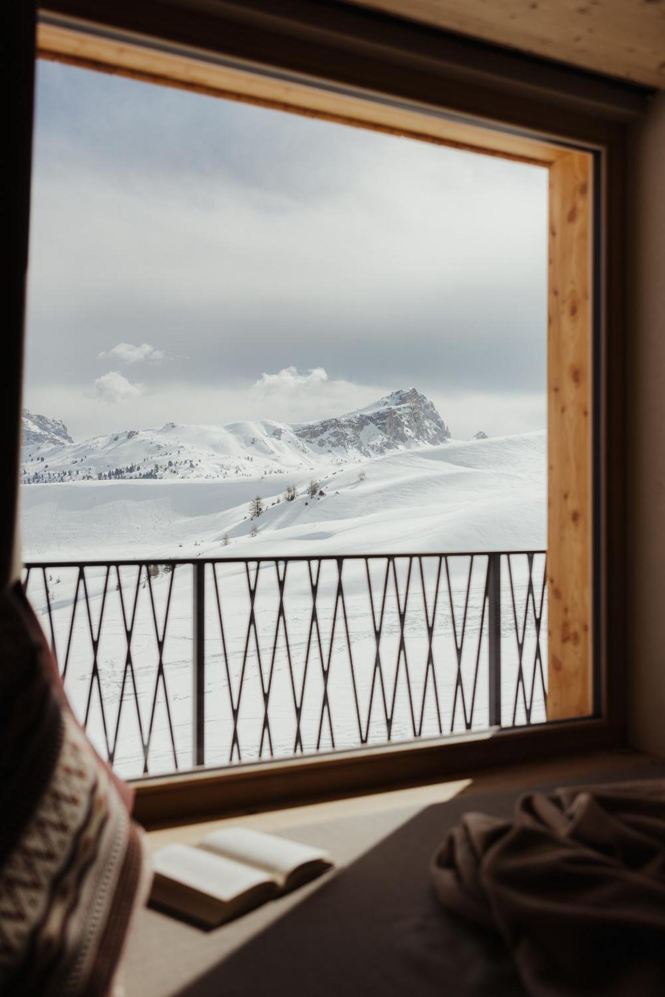 Rifugio Alpino Pralongia Villa Corvara In Badia Eksteriør billede